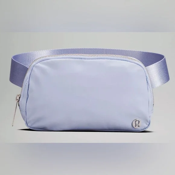 Lululemon Everywhere Belt Bag - Pastel Blue - NWT - Picture 1 of 11